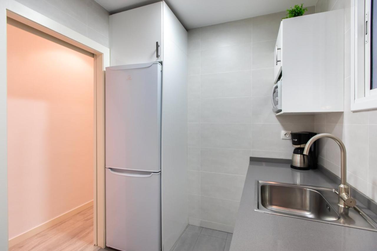 Pere Serafi 2 Bedroom Apartment Barselona Dış mekan fotoğraf