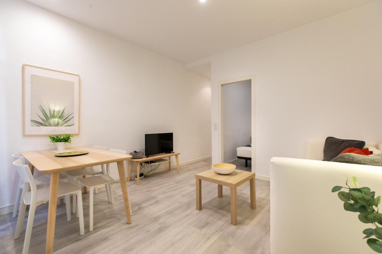 Pere Serafi 2 Bedroom Apartment Barselona Dış mekan fotoğraf